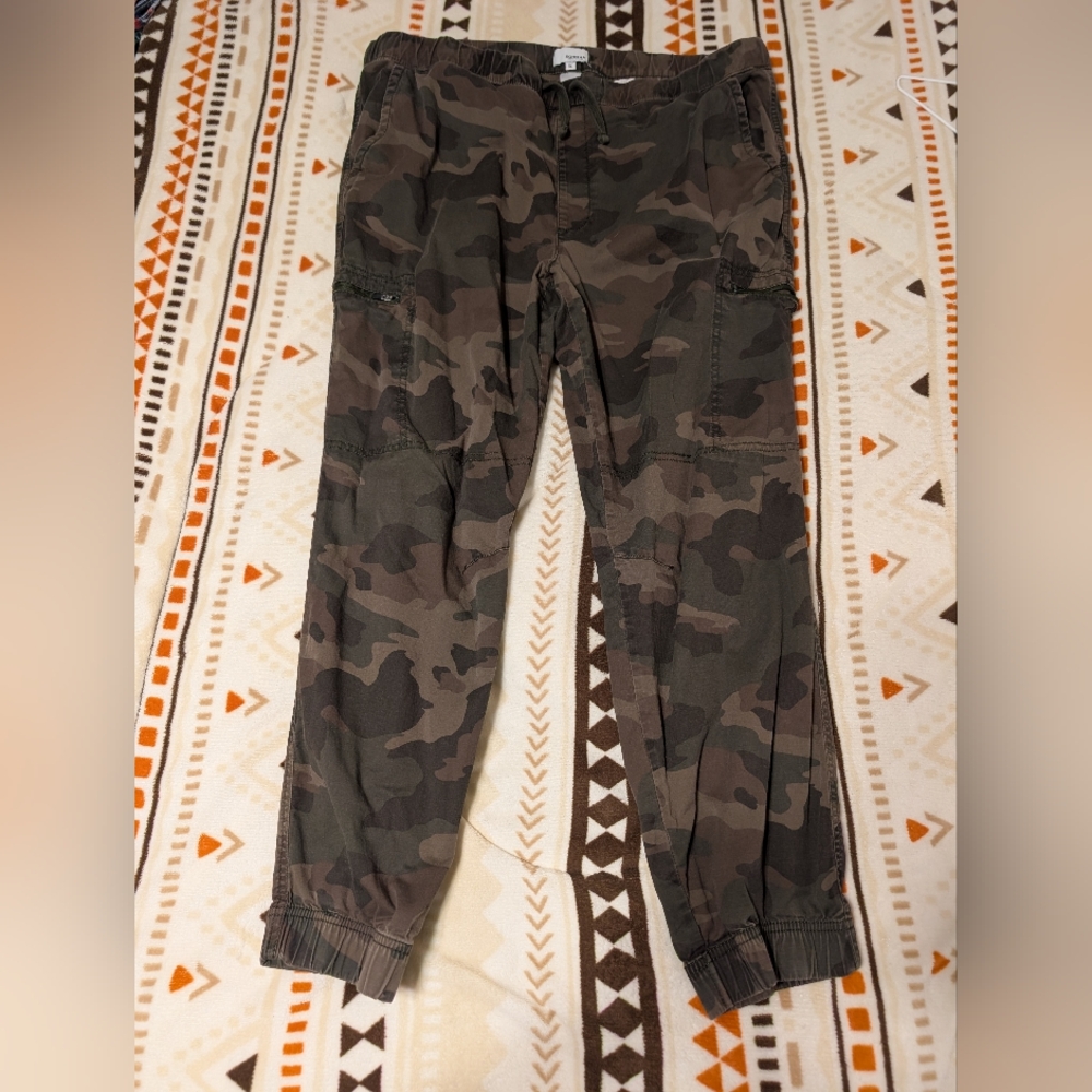 Sonoma Men's Camouflage Cargo Pants